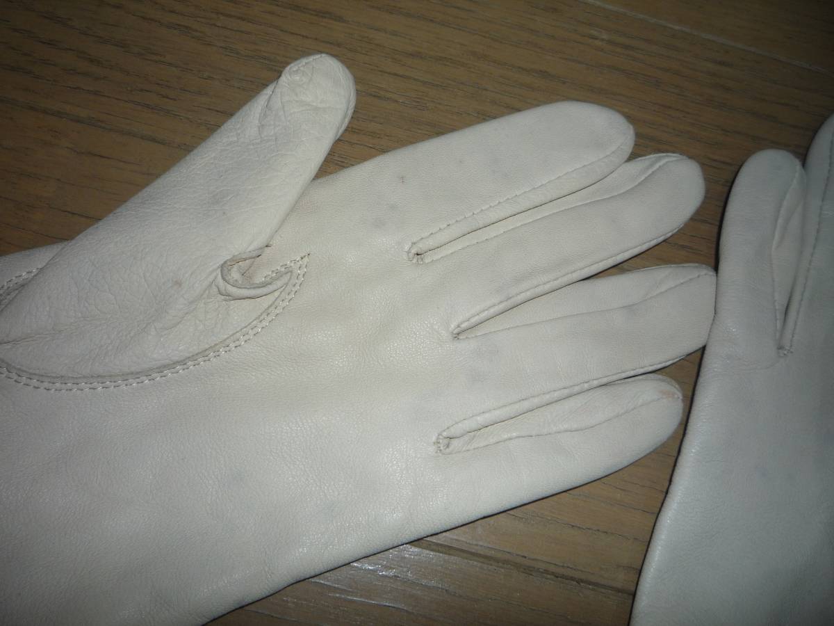  gloves :JAYRO size is M.