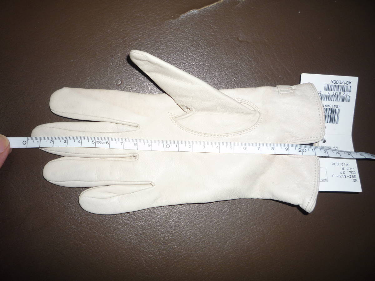  gloves :JAYRO size is M.