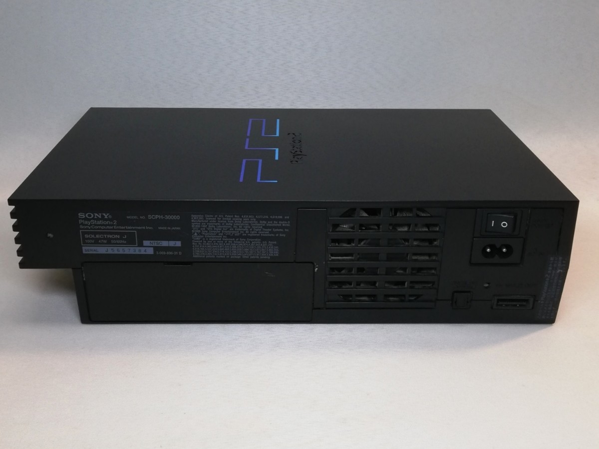 PlayStation2  プレイステーション2 本体のみ　SCPH-30000