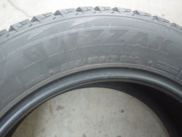 ◎T399 225/60R17 2本 ブリジストン ブリザック DM-V2 2015年製 中古スタッドレスタイヤ BS★富山市★_画像6