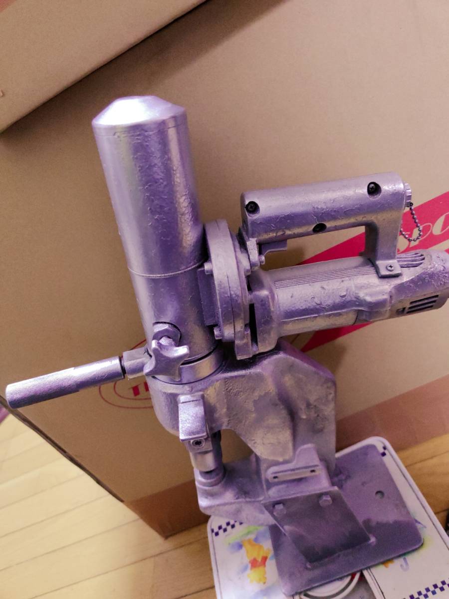 亀倉精機 KAMEKURA AP-2 ポートパンチャー 電動油圧式パンチャー 亀倉精機 KAMEKURA AP-2 ポートパンチャー 電動油圧式パンチャー