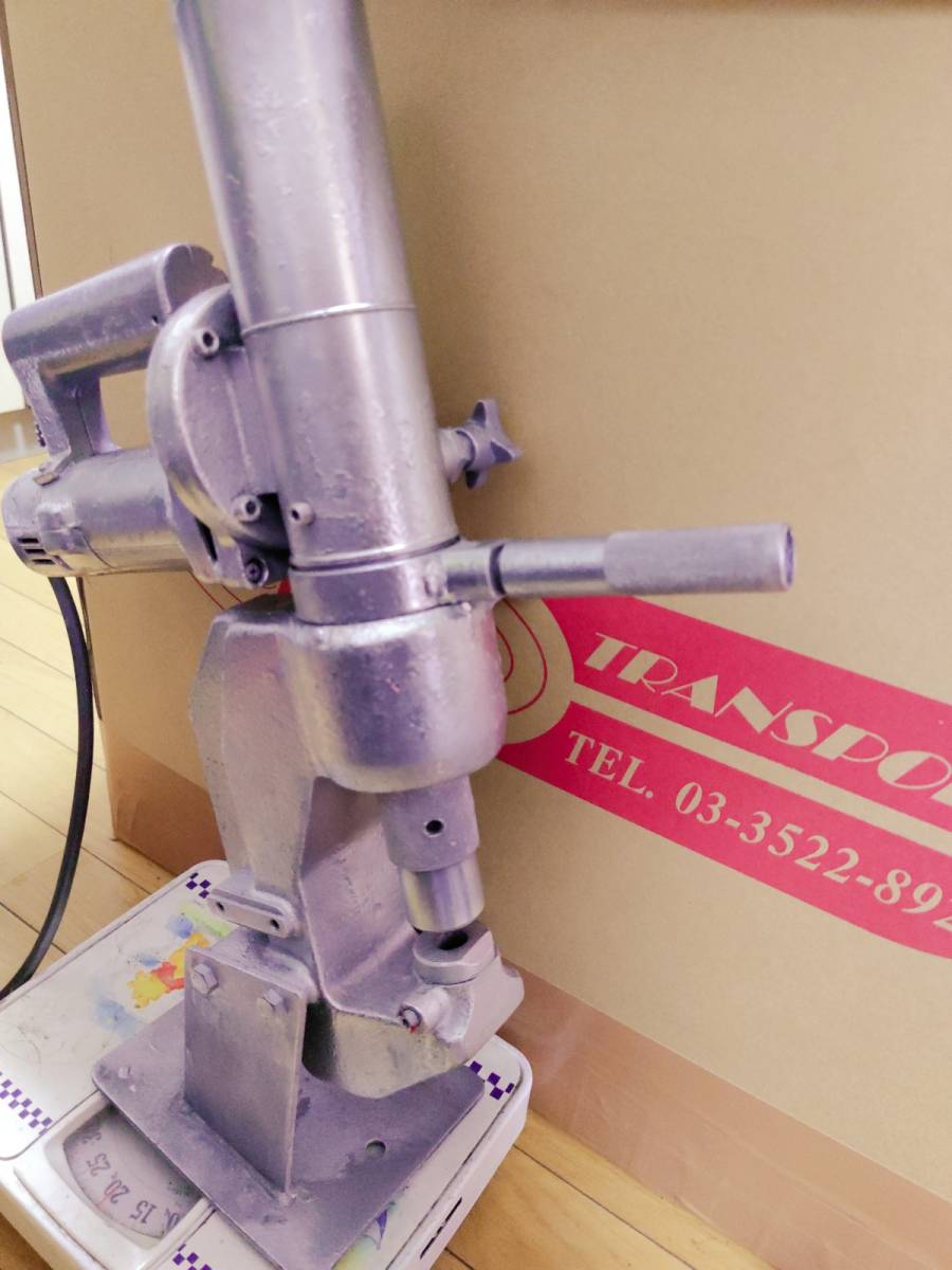 亀倉精機 KAMEKURA AP-2 ポートパンチャー 電動油圧式パンチャー 亀倉精機 KAMEKURA AP-2 ポートパンチャー 電動油圧式パンチャー