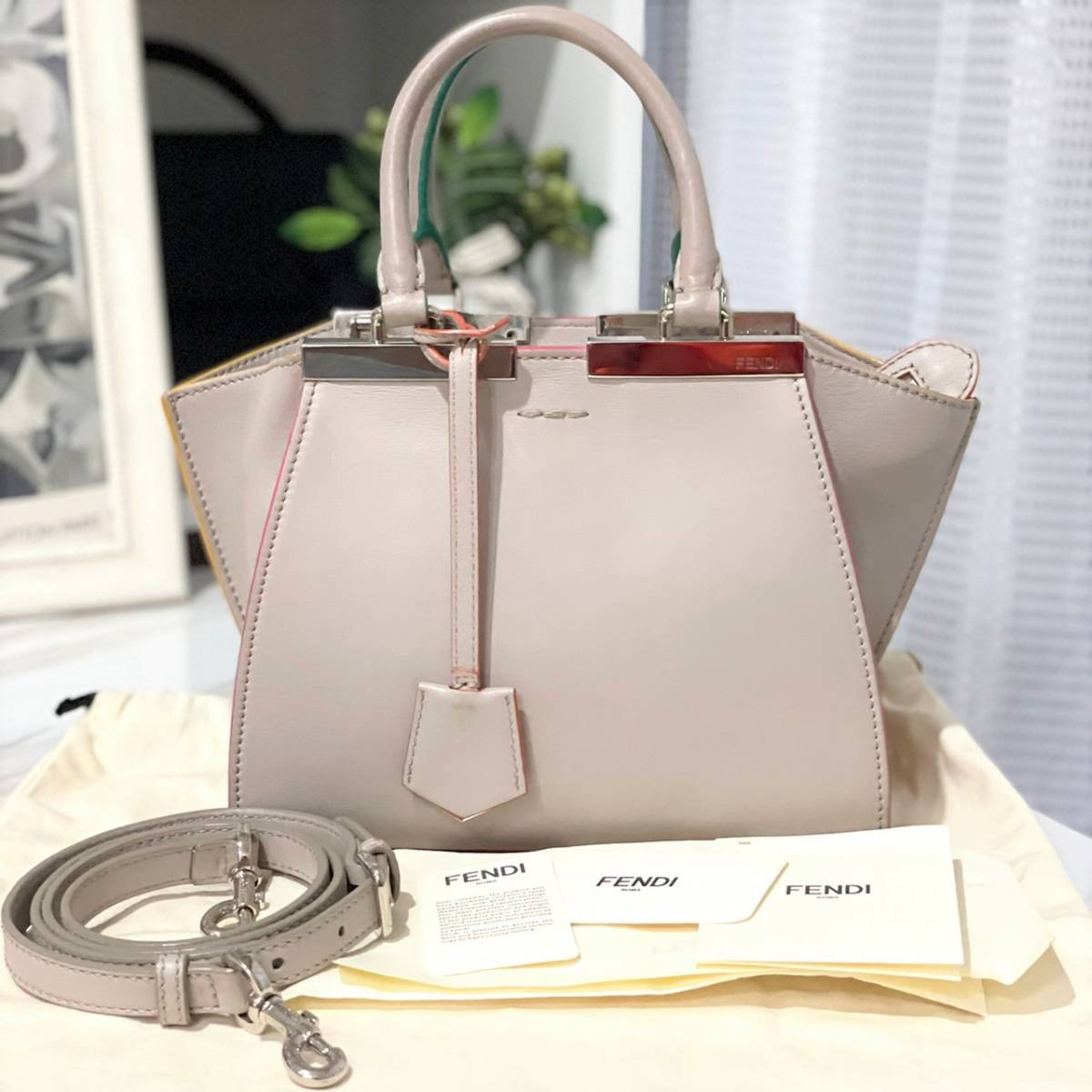 ブランド 新品 【値下げ】フェンディ FENDI ミニトロワジュール