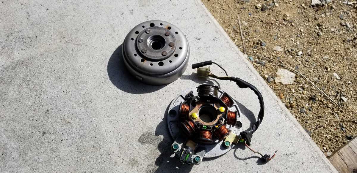 ホンダ 横型エンジン 純正 12V フライホイール ジェネレーター