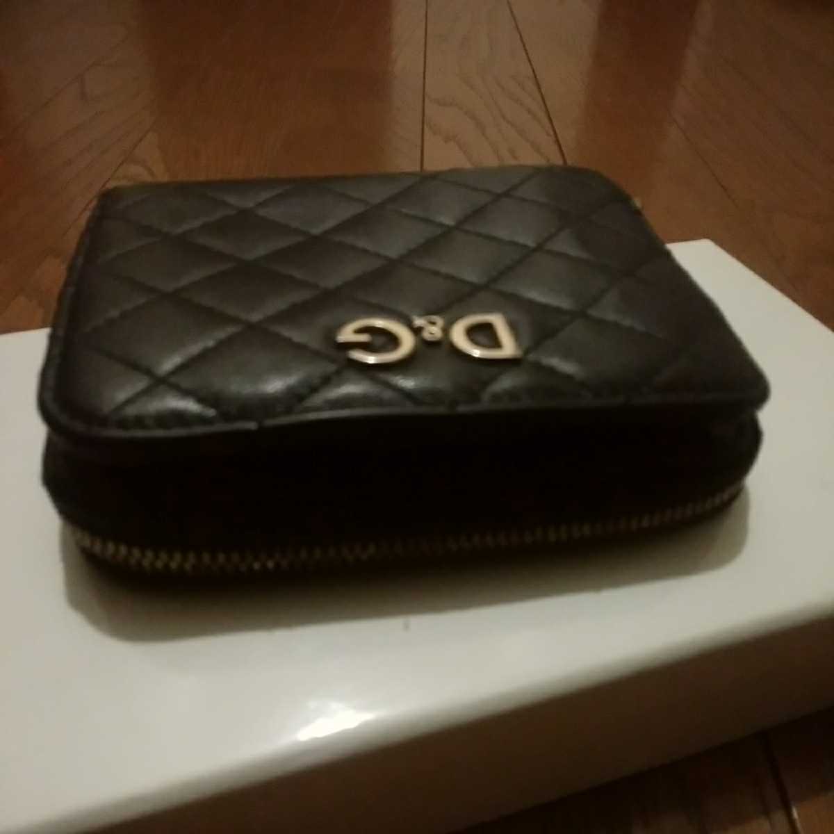 美品 DOLCE&GABBANAドルチェ&ガッバーナD&Gラウンドファスナー二