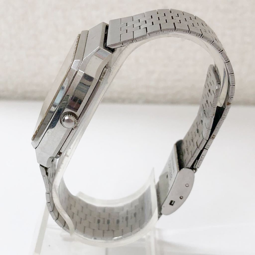 c) 可動品 SEIKO セイコー 0843-5010 QUARTZ クォーツ メンズ腕時計 デイデイト スクエア ヴィンテージ 希少品 H22-64-1_画像2