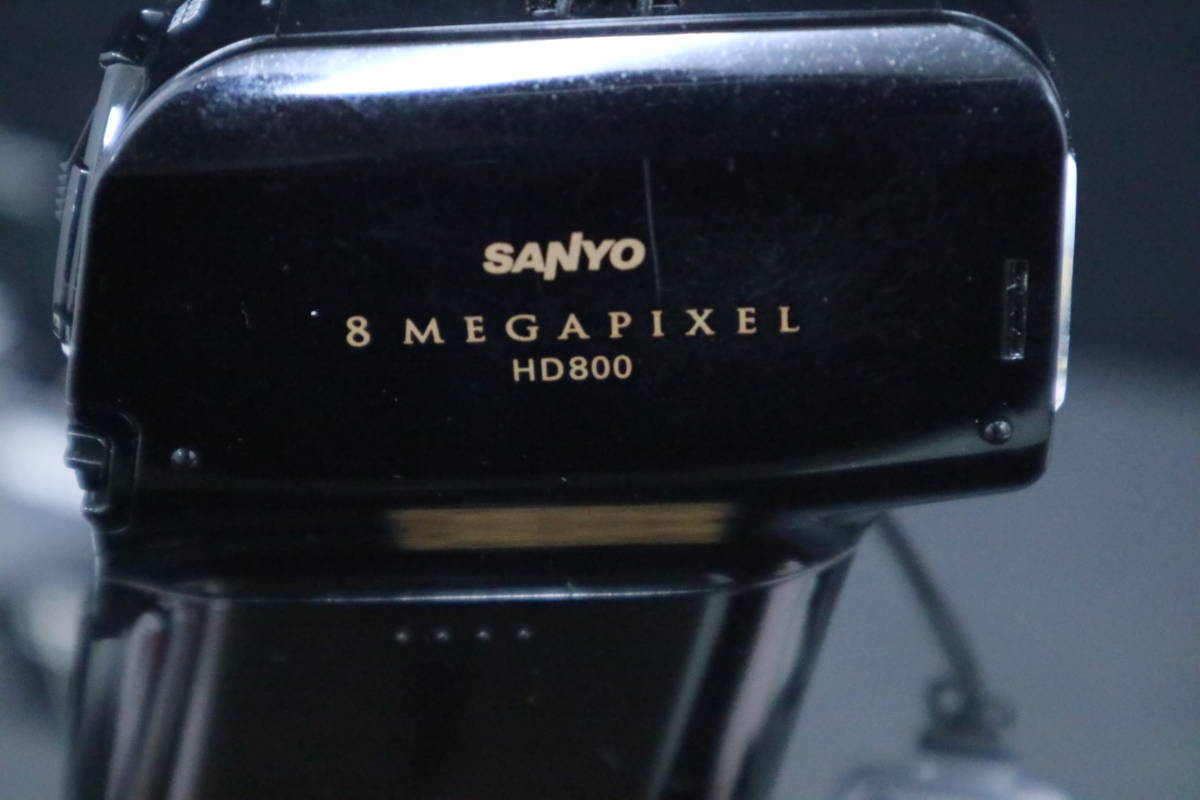 13173円 人気アイテム SANYO ハイビジョン デジタルムービーカメラ Xacti ザクティ DMX-HD800 ゴールド N