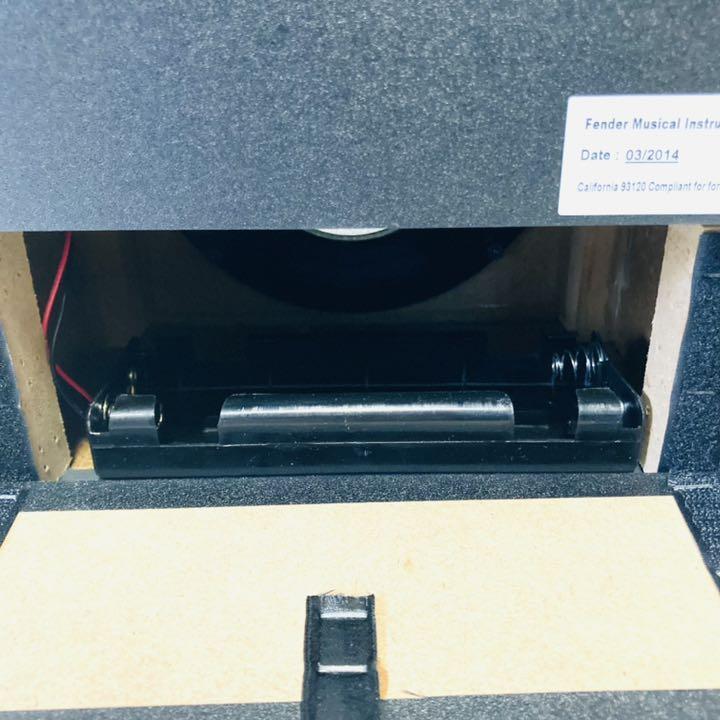 日産 Fender フェンダー ミニアンプ ポータブルPA Passport Mini