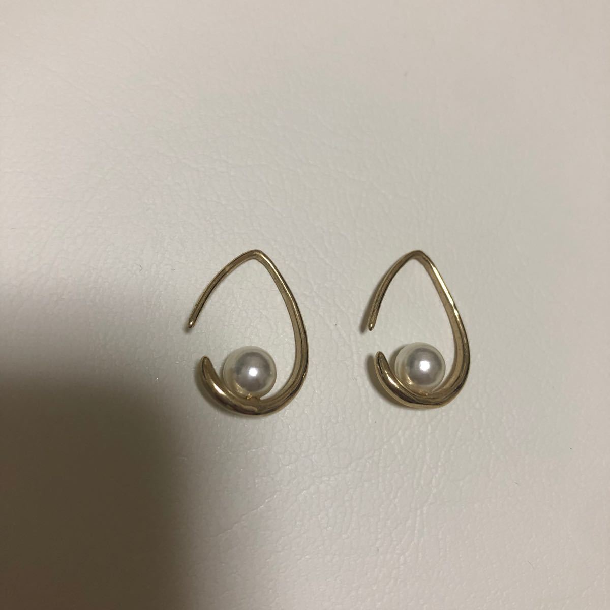 ミニピアス