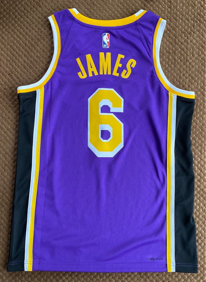 バスケ NBA ルカ・ドンチッチ レブロン・ジェームズ バスケ NBA ルカ・ドンチッチ レブロン・ジェームズ