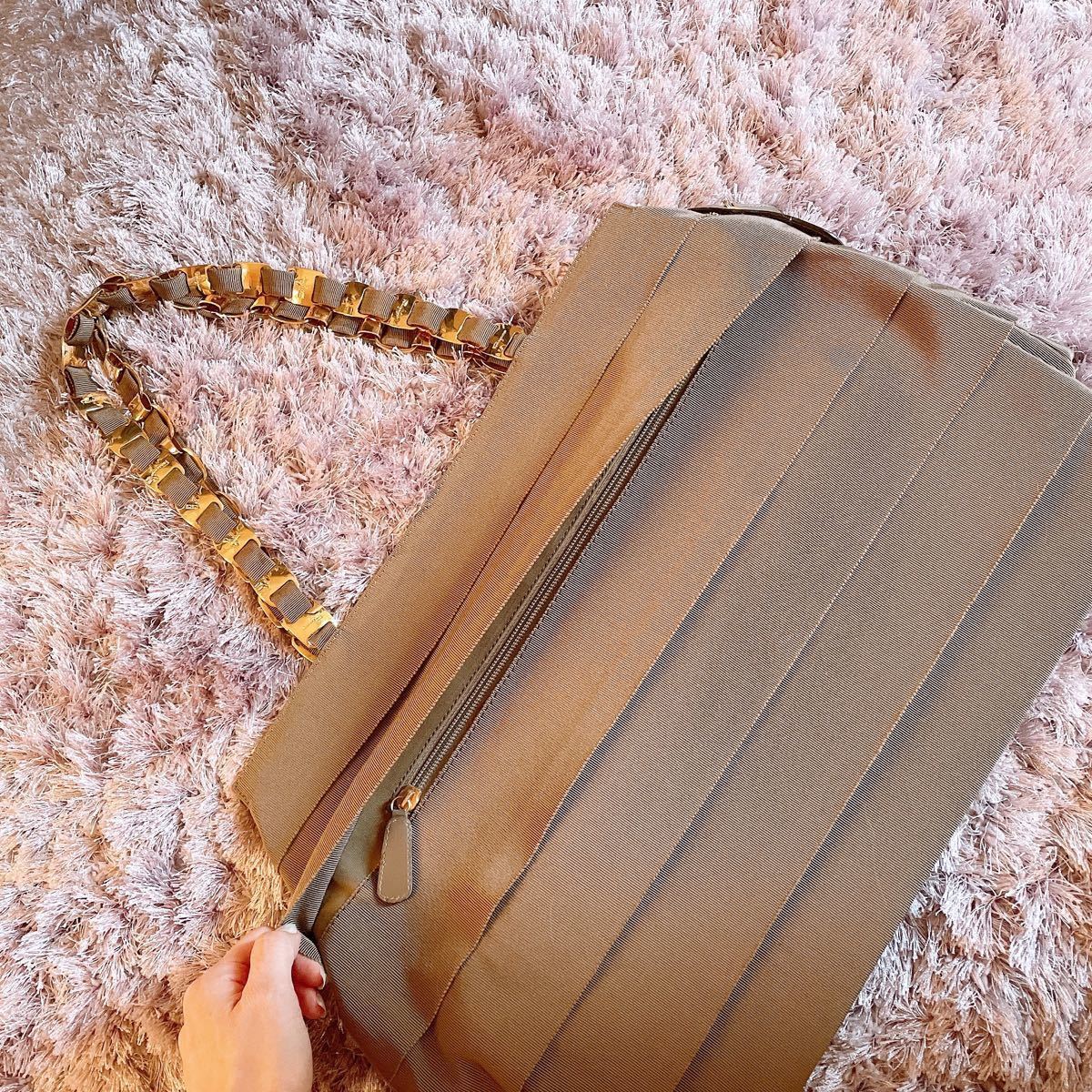 Salvatore Ferragamo サルヴァトーレ フェラガモ ヴァラ チェーン