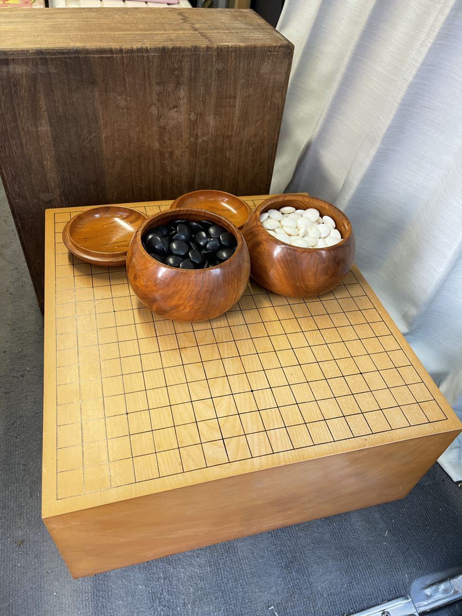 【返品送料無料】 囲碁盤 碁石 碁笥 囲碁セット ヘソ付き - 囲碁/将棋