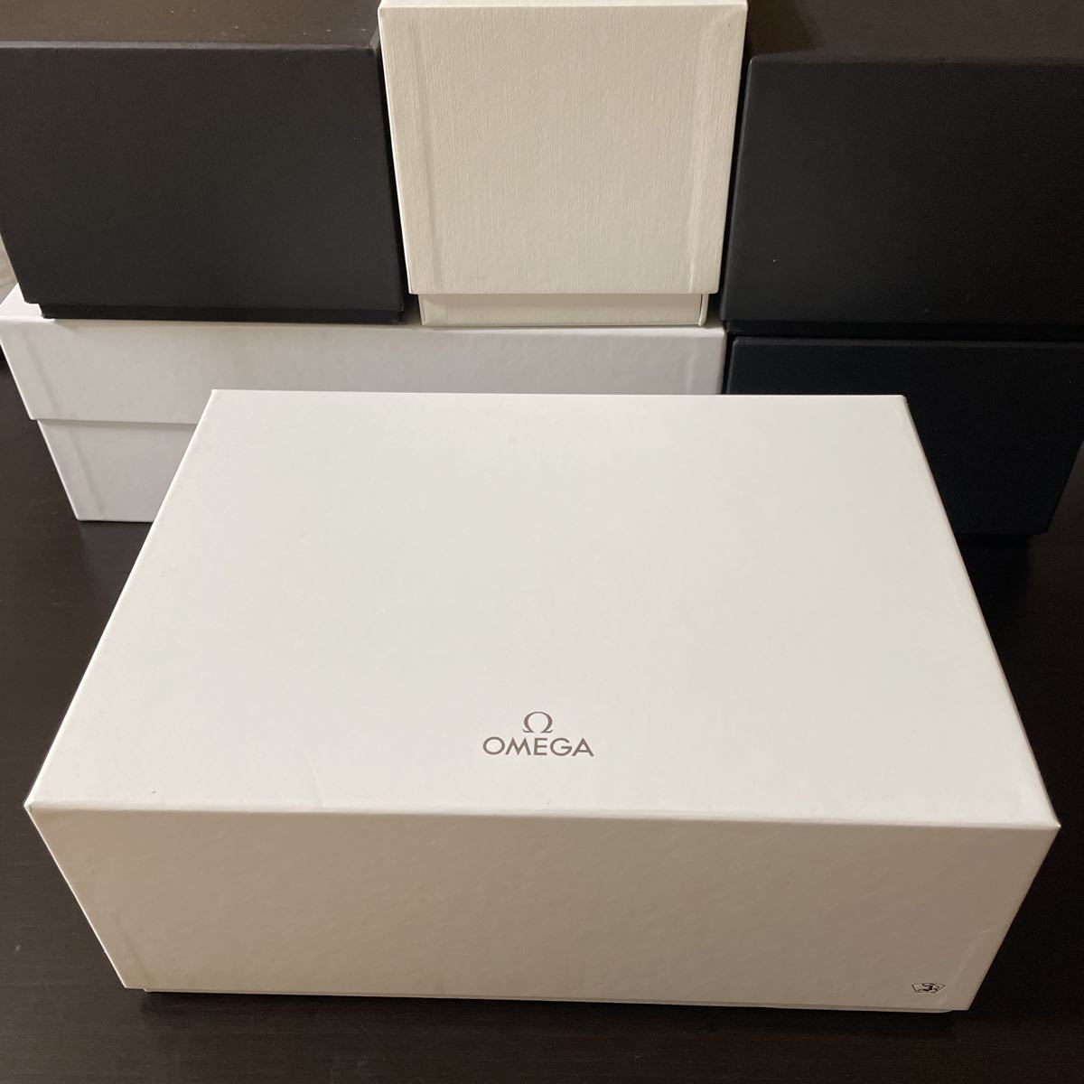 オメガ 化粧箱 - 通販 - guianegro.com.br