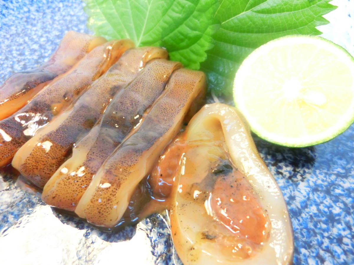 大きいサイズの朝イカ沖漬け 北海道函館産の新鮮なスルメイカを 丸ごと1尾 特性昆布油漬けした 逸品です 大きいサイズの朝イカ沖漬け 北海道函館産の新鮮なスルメイカを 丸ごと1尾 特性昆布油漬けした 逸品です