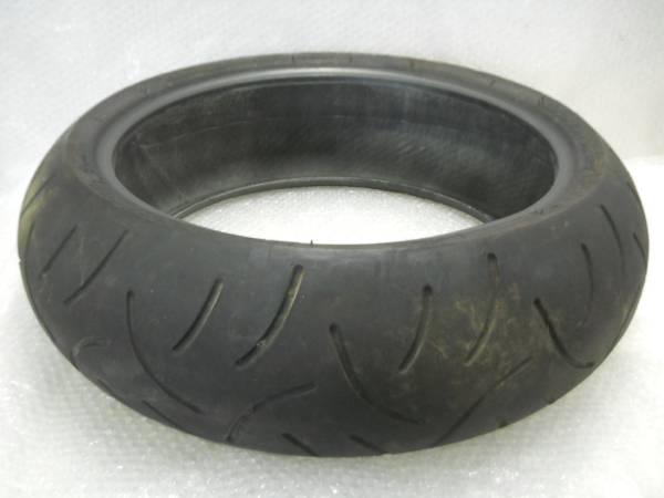 160　BRIDGESTONE　BATTLAX　BT014R　タイヤ　№A-17(リア　190/50ZR17_画像2