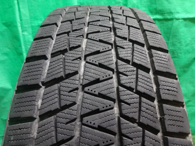 225/65R17●ブリヂストン ブリザック BS BRIDGESTONE BLIZZAK DM-V1 中古冬タイヤ4本●ネ84_④のタイヤ