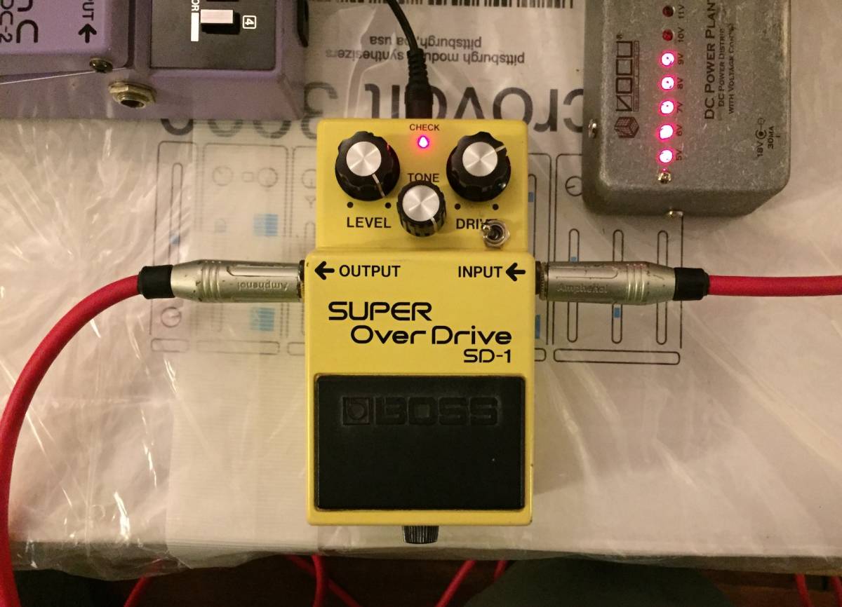 BOSS SD-1 SUPER OVER DRIVEエフェクター 【激安】 - ギター