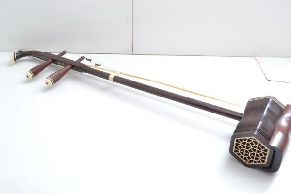 S696B04H 中国民族楽器 二胡 ER-400 胡弓 中国楽器 弦楽器 本体 ケース 