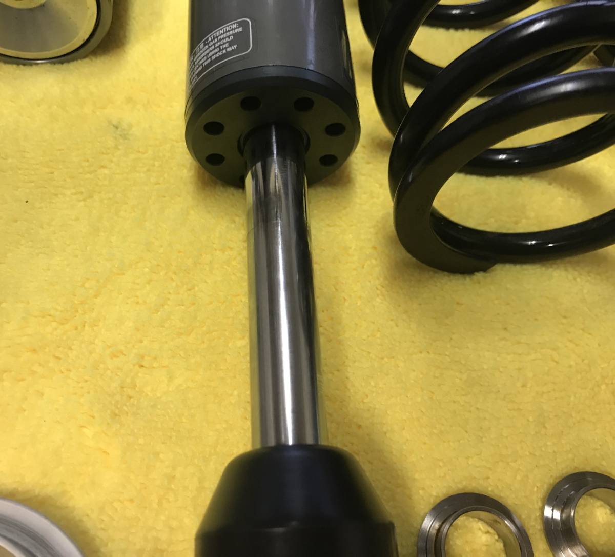 ナイトロン リアサス CB1300 sc54 03〜 オーリンズ クァンタム など