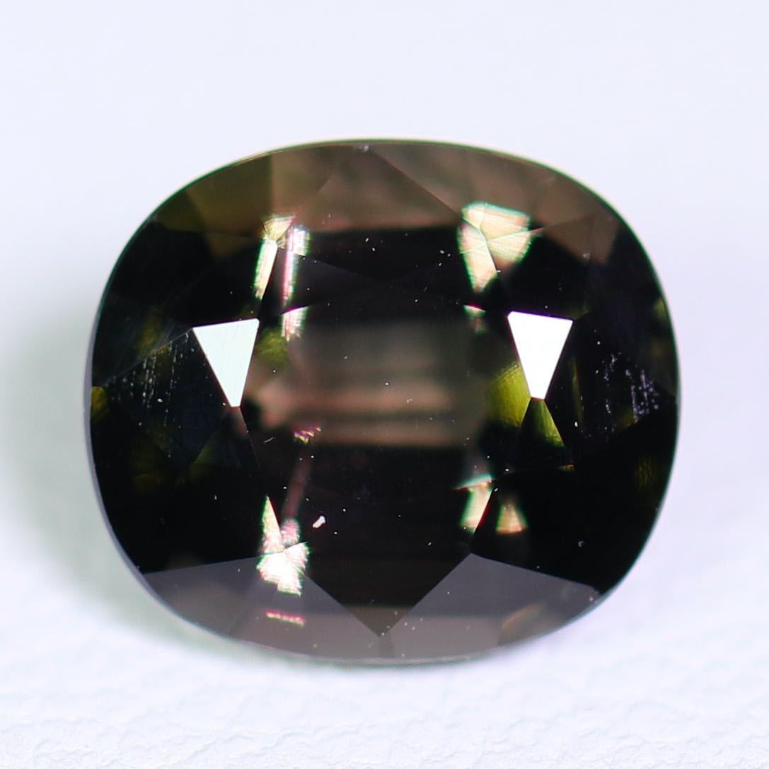 シャイなバイカラー】『天然バイカラートルマリン』1.65ct