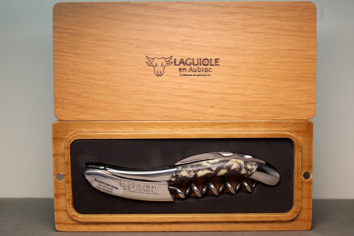 ☆LAGUIOLE EN AUBRAC ラギオール・アン・オブラック・ソムリエナイフ