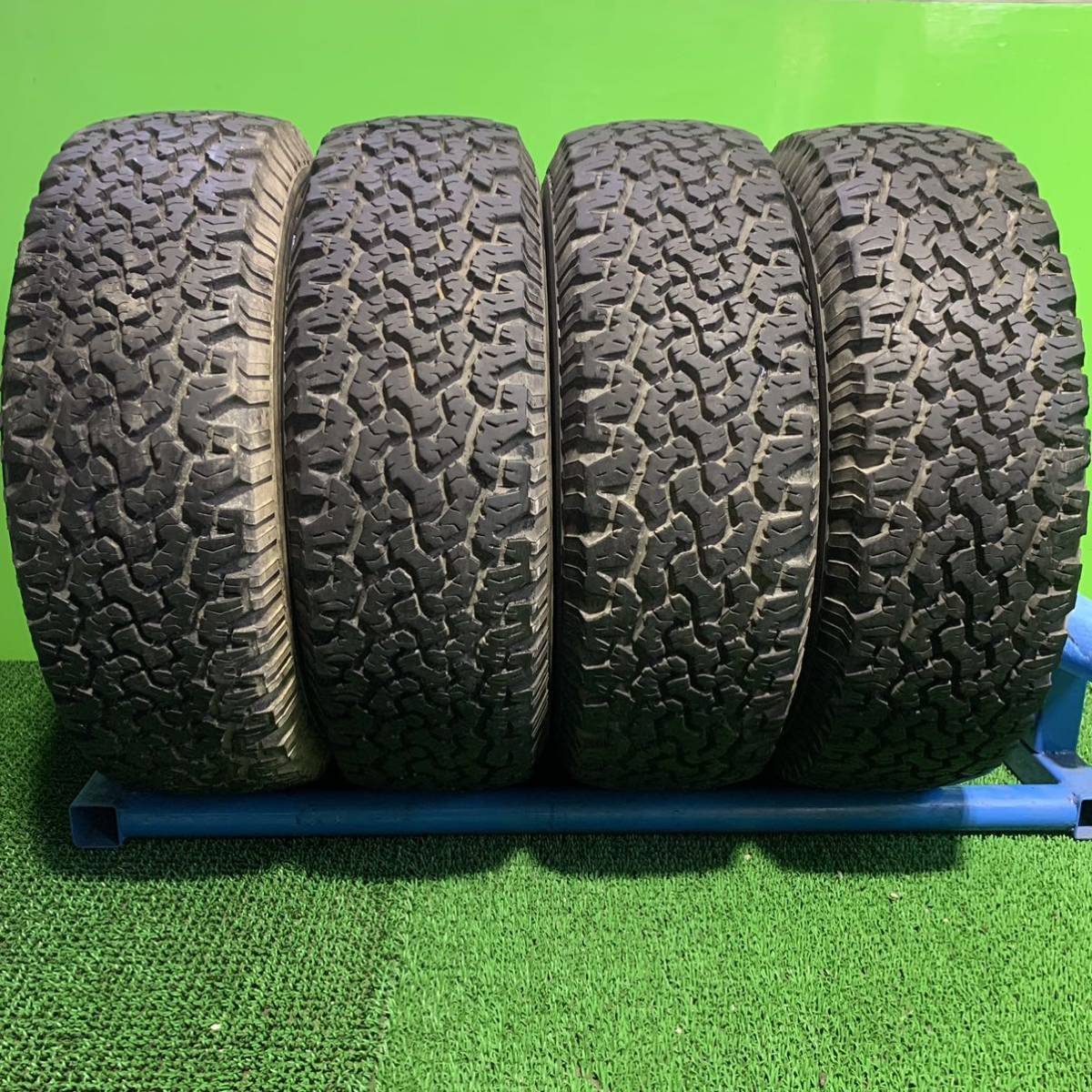 A 954 BF Goodrich AII terrain T/A バリ溝 ホワイトレター LT 215