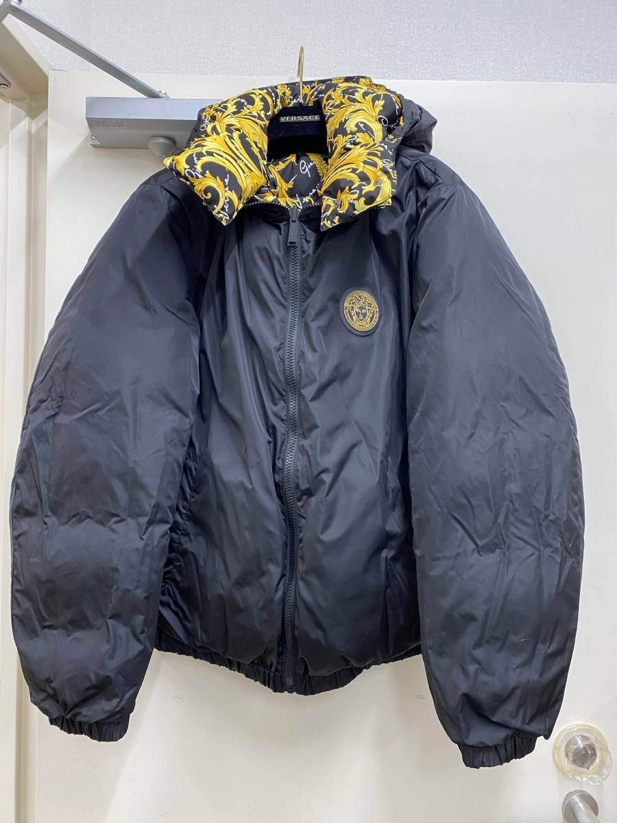 Detail barang 【43043】VERSACE/ヴェルサーチ メンズ ダウン