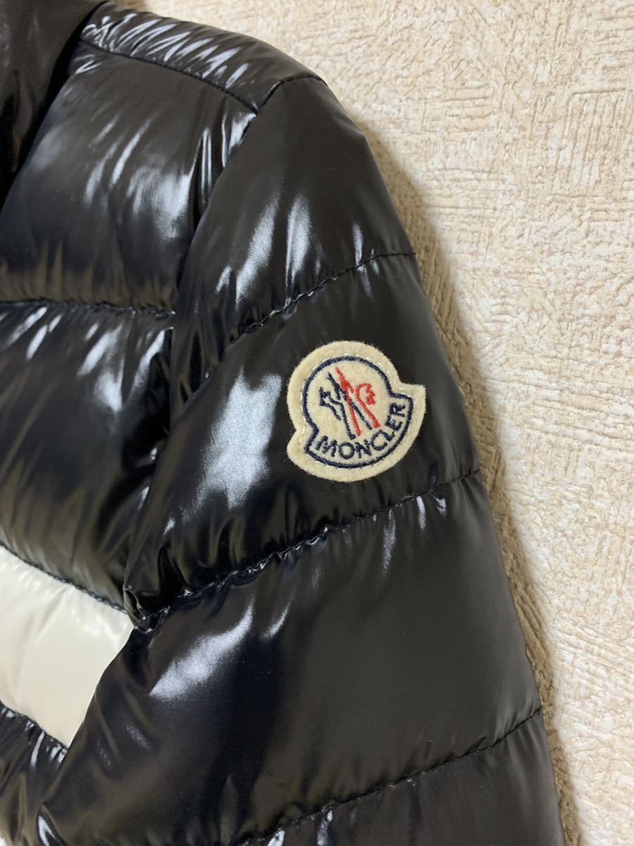 美品 確実正規品 モンクレール ダウンジャケットMONCLER THOMAS トーマス ダウンジャケット Size1 ブラック 男女共通 クリンニング済み_画像3