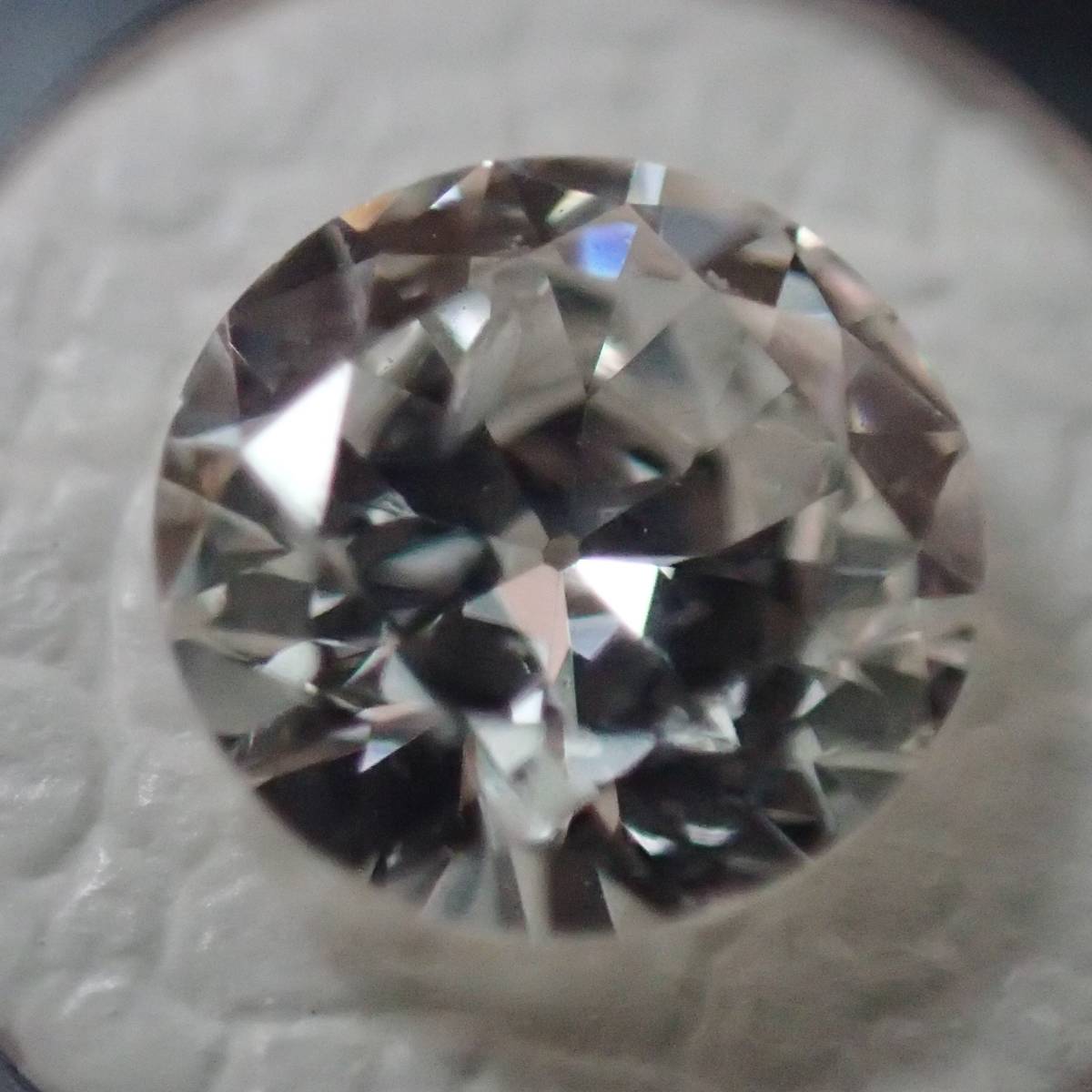 0.192 F SI- 2 circular brilliant cut diamond loose 