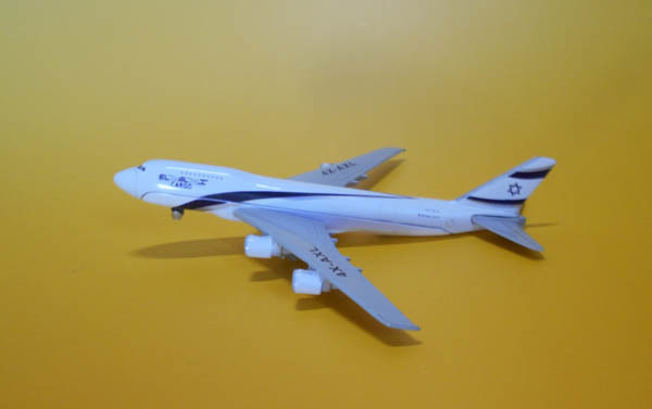 ボーイング 747 エルアル・イスラエル航空 1/400　置物 模型　航空機 貨物機　全長16cm ダイキャスト_画像1