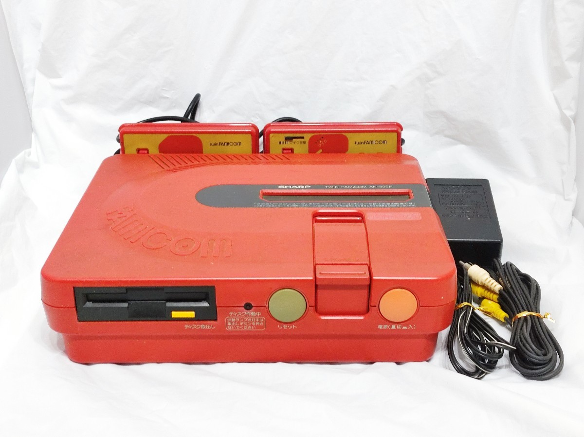 ☆ツインファミコン 本体(500-R)+付属品一式 ☆ベルト交換 ☆ツインファミコン 本体(500-R)+付属品一式 ☆ベルト交換