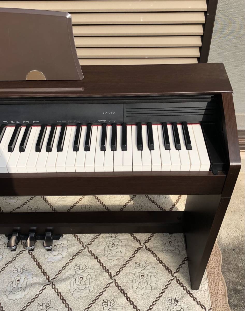 【美品】 2021年購入　CASIO 高さ調整椅子付き　電子ピアノ PX-770WE 鍵盤楽器