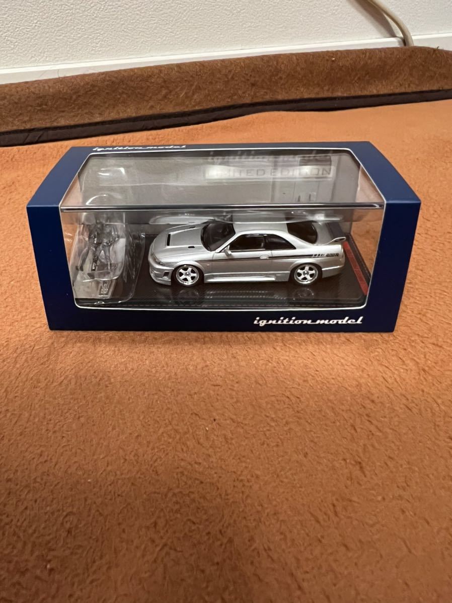 日本国内　正規品　当時物　本物　イグニッションモデル　G2501　1/64　Nismo R33 GT-R 400R Silver With Mr.Matsuda ※メタルフィギュア付_画像1