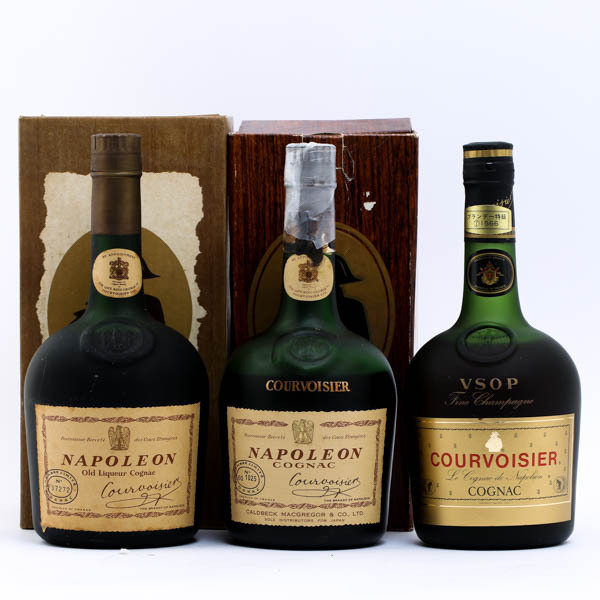 COURVOISIER クルボアジェ VSOP NAPOLEON ナポレオン Fine Champagne コニャック 特級表記 40度 700ml×3本セット 箱付 #4114 未開封|クルボアジェ VSOP|COURVOISIER|40% 700ml