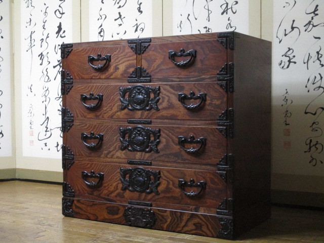 逸品 伝統工芸 欅材 №952 亀ケ森4号 拭き漆塗 南部鉄金具 民芸 岩谷堂