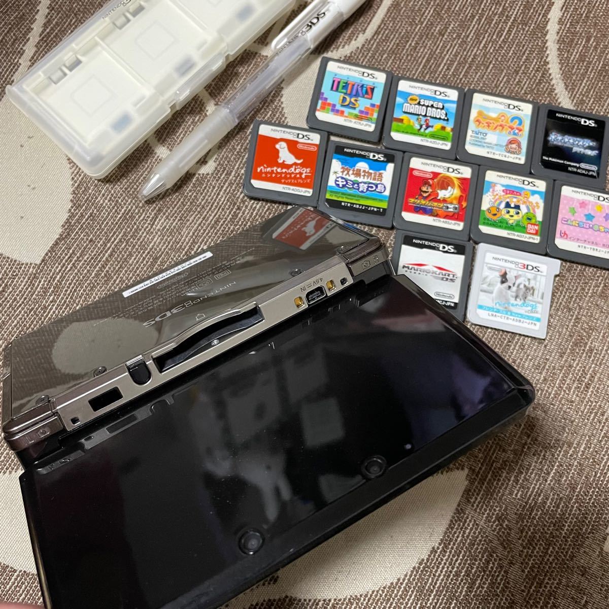美品 任天堂3DS 本体 ソフトセット カセットセット ニンテンドー3DS