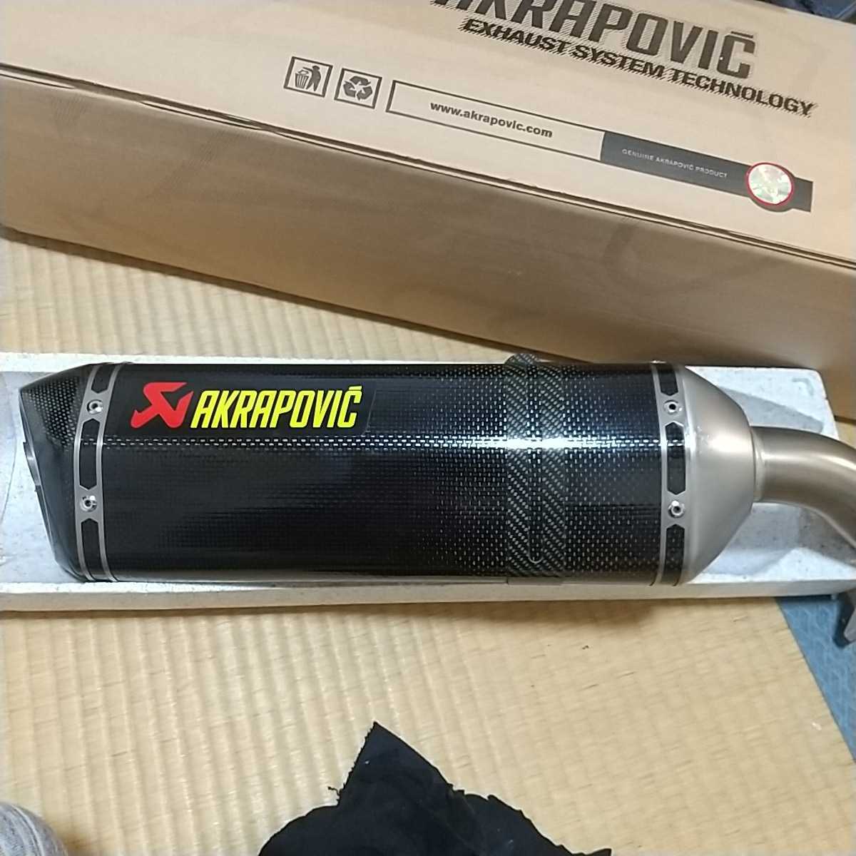 CBR400R アクラポビッチ スリップオンカーボンマフラー CBR400R 19
