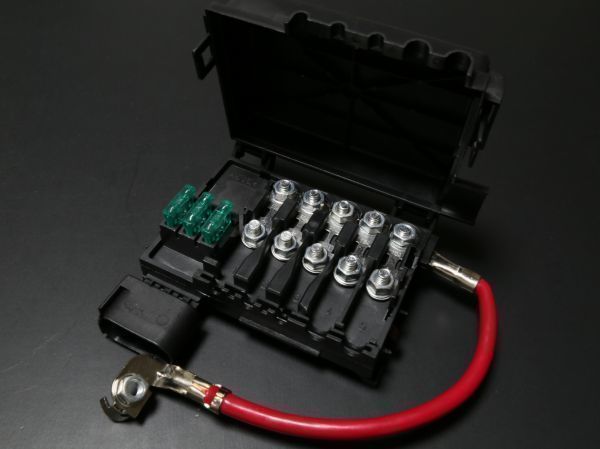 VW フォルクスワーゲン ニュービートル ヒューズボックス ヒューズホルダー 1J0937555C 1J0937773 1JD937550 1J0937617D