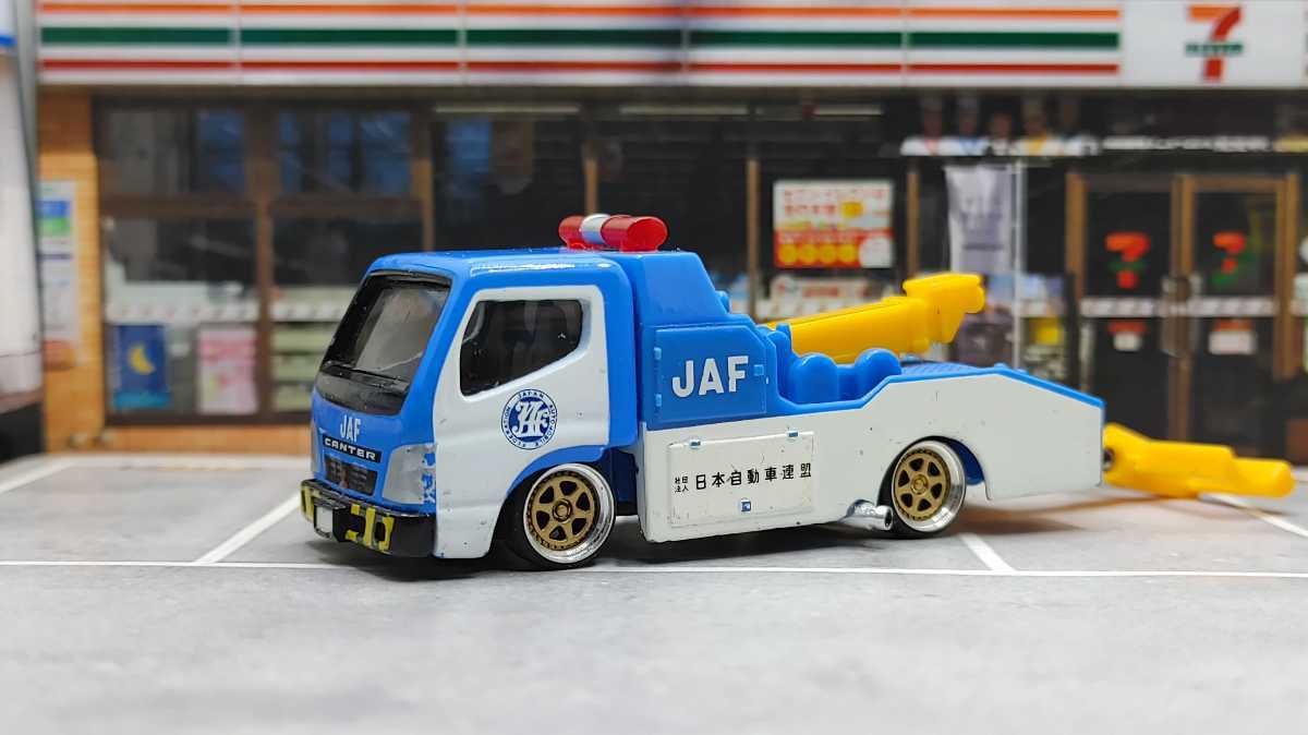 ヤフオク! - 1/64 ミニカー トミカ 三菱 ふそう キャンター JA...