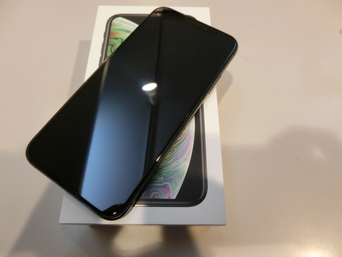 SIMフリー☆iPhoneXs 64GB グレイ 超美品☆ www.gastech.com.tr