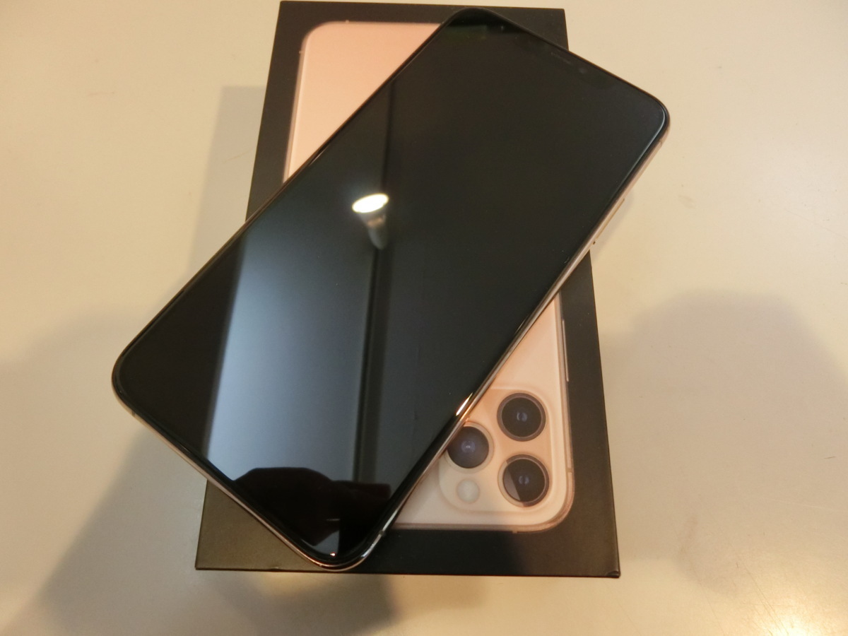 最新コレックション Simフリー Iphone11 Pro Max 256gb ゴールド 超美品 値下げ