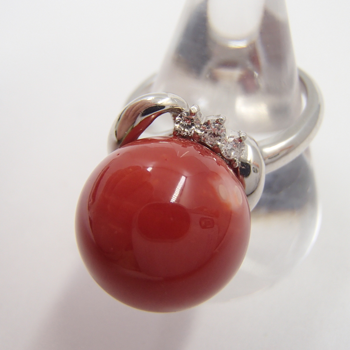 お買い得販売中 ◎赤珊瑚 リング /重量約11.3g 丸玉13.8㎜ ダイヤ D0.09ct / 珊瑚 コーラル サンゴ 指輪◎KU お買い得販売中 ◎赤珊瑚 リング /重量約11.3g 丸玉13.8㎜ ダイヤ D0.09ct / 珊瑚 コーラル サンゴ 指輪◎KU