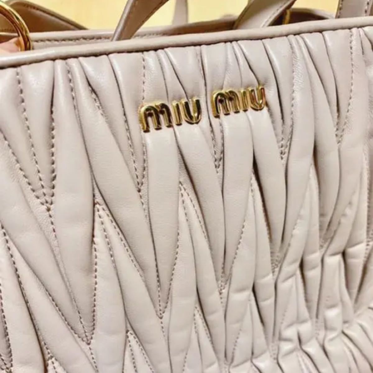 miumiu バッグ マトラッセ holdmeback.com