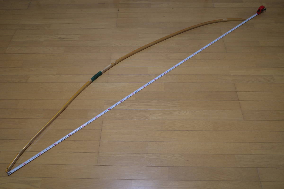 葵 在銘 厳選品 16 竹弓 弓道 和弓 全長約222cm 重量600g 葵 在銘 厳選品 16 竹弓 弓道 和弓 全長約222cm 重量600g