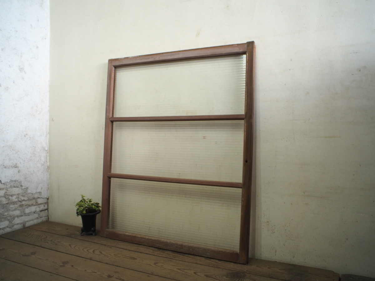 タA0914◆(2)【H104,5cm×W88cm】◆可愛いモールガラスのシャビーな古い木枠引き戸◆古建具窓ガラス戸サッシカフェレトロアンティークK笹1