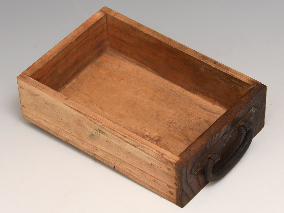 江戸時代後期 欅材 銭箱 金庫 銭函 掛硯 縦横約18×13㎝ 高13.2㎝ 古民具 天然木 木工芸 金属工芸 小箪笥 アンティーク 和箪笥 和家具