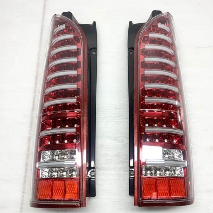 ★送料込★即決 Valenti ヴァレンティ ハイエース 200系 左右 ジュエル LED テールランプ TRAD クリアレッドクローム トヨタ 送料無料 2560