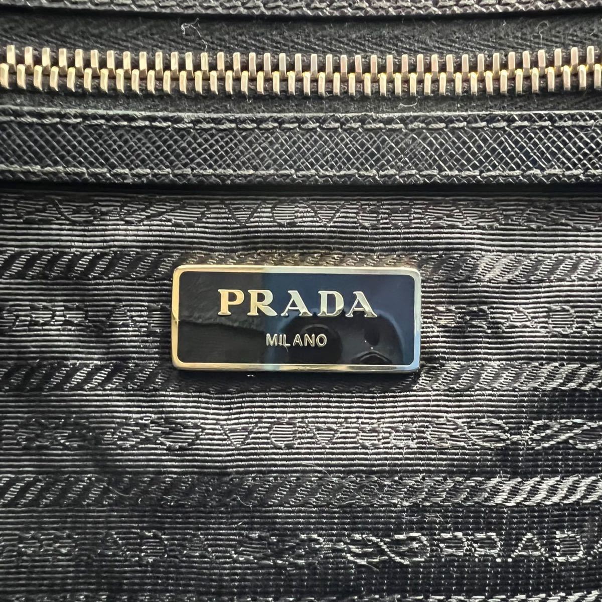 1円【極美品・超高級】PRADA プラダ 三角ロゴ ガレリア サフィアーノレザー ハンドバッグ トート ビジネス 書類鞄 手提げ 男女兼用 正規品_画像10