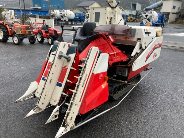 鳥取県 鳥取市 ヤンマー コンバイン CA215G 3条刈り 20馬力 鳥取県 鳥取市 ヤンマー コンバイン CA215G 3条刈り 20馬力