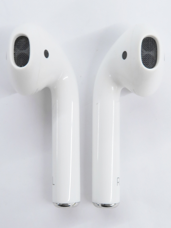 Apple】アップル『AirPods 第2世代 with Charging Case』MV7N2J/A 完全ワイヤレスイヤホン 1週間保証 